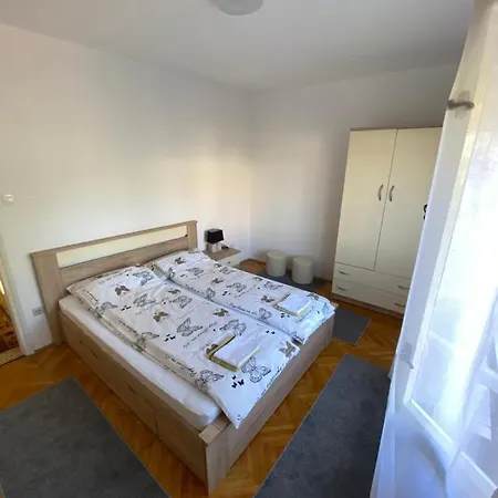 Apartment Zdenka Pobri *
